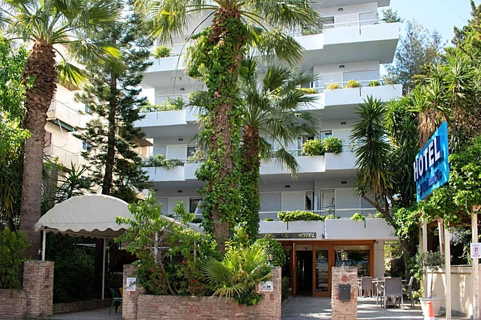 Stefanakis Hotel & Apartments