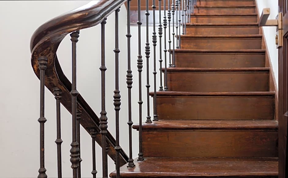 Santa Ana Suite & Rooms