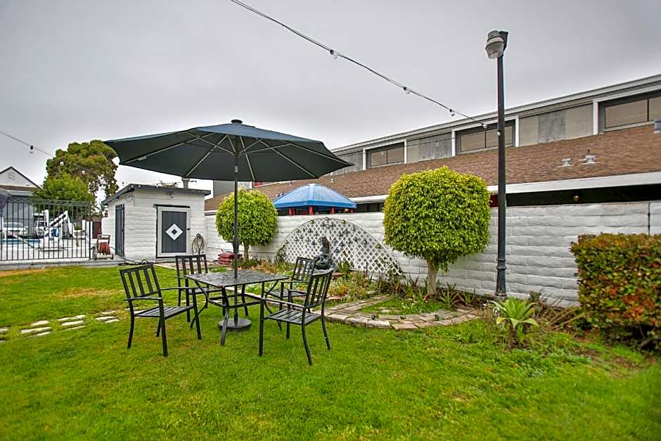 Best Western Surf City