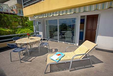 One-Bedroom Apartment with Terrace