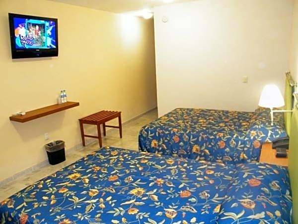 Parque Inn Hotel & Suites