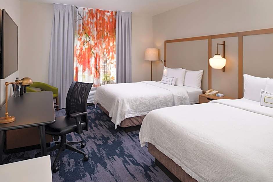 Fairfield Inn & Suites by Marriott Arlington Near Six Flags