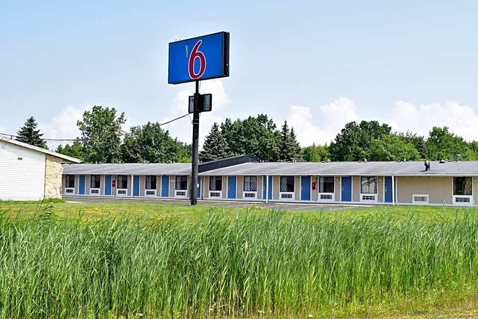 Motel 6-Hamburg, NY