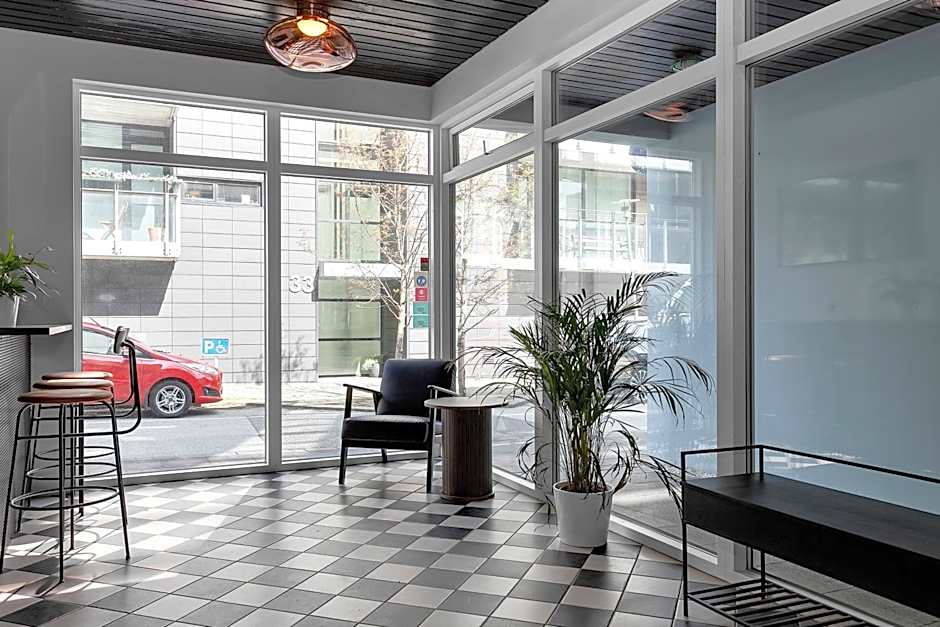 The Swan House by Heimaleiga