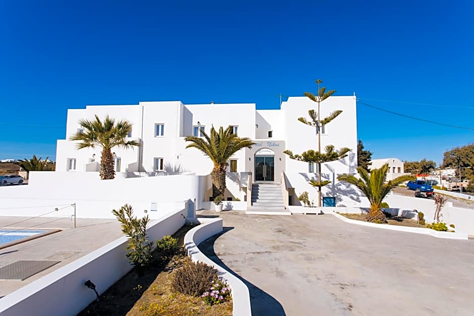 Nikos Hotel