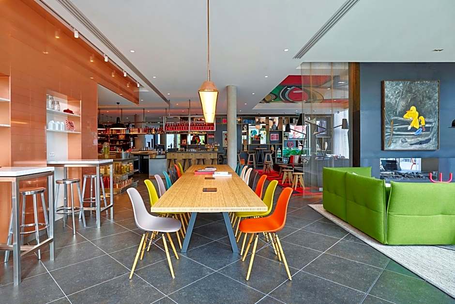 citizenM Paris La Défense