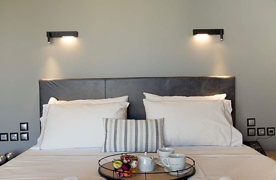 The Victoria Lefkada