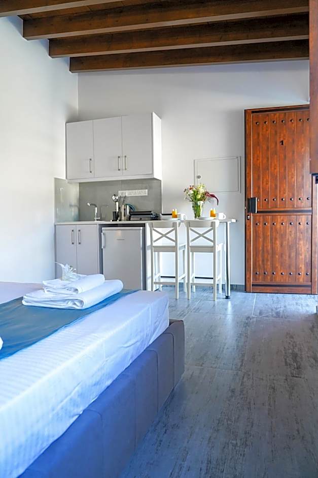 Kamaroporta Luxury Apartments