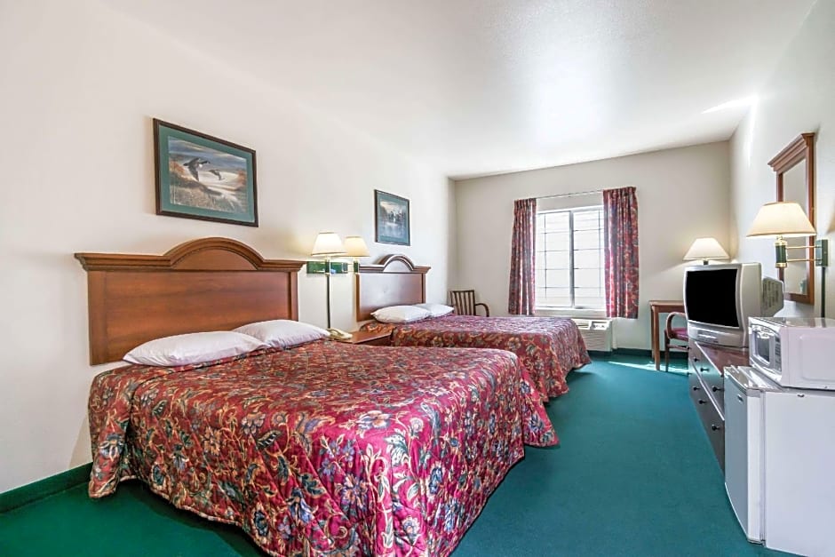 Super 8 by Wyndham Kountze Big Thicket Nat'l Pres Area