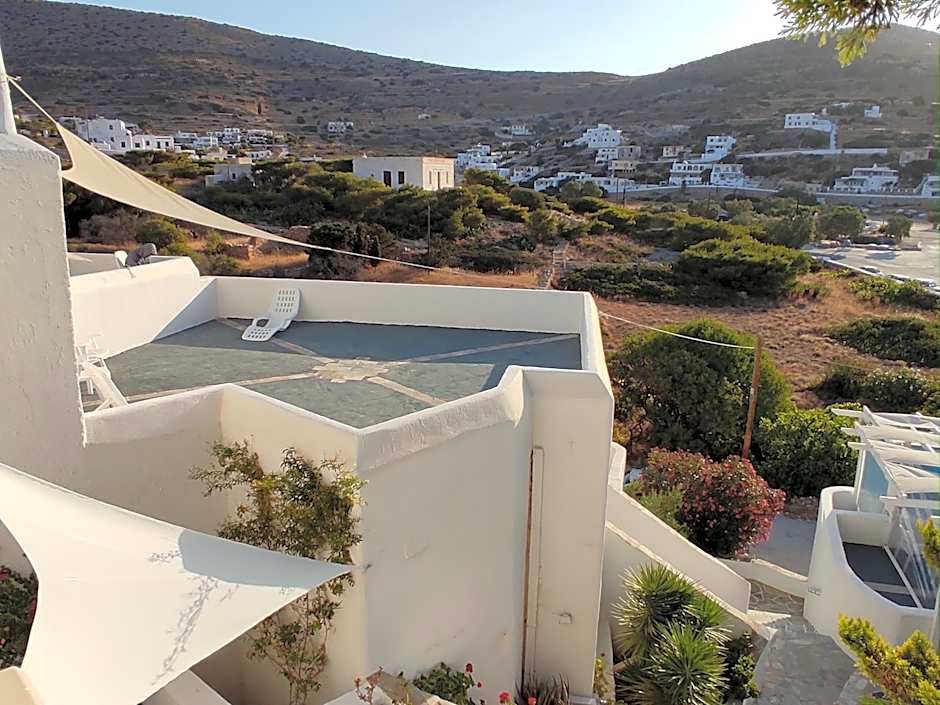 Porto Sikinos Hotel