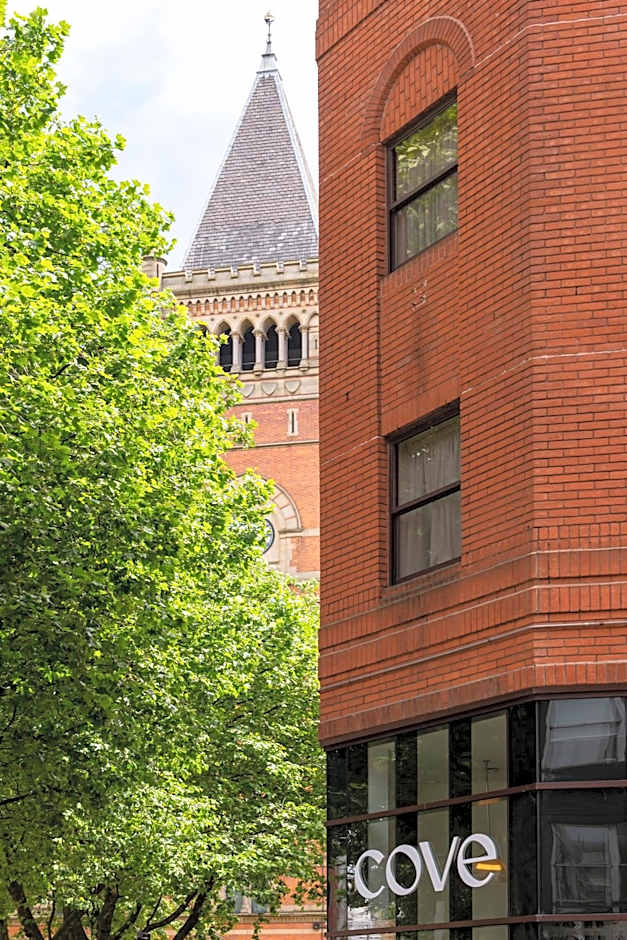 SACO Manchester - Piccadilly