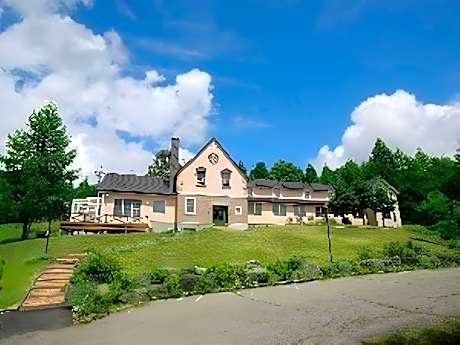 Petit Hotel Kanan