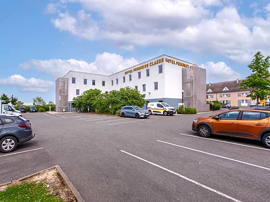 Première Classe Chartres Sud - Barjouville