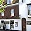 Pilgrims Hotel