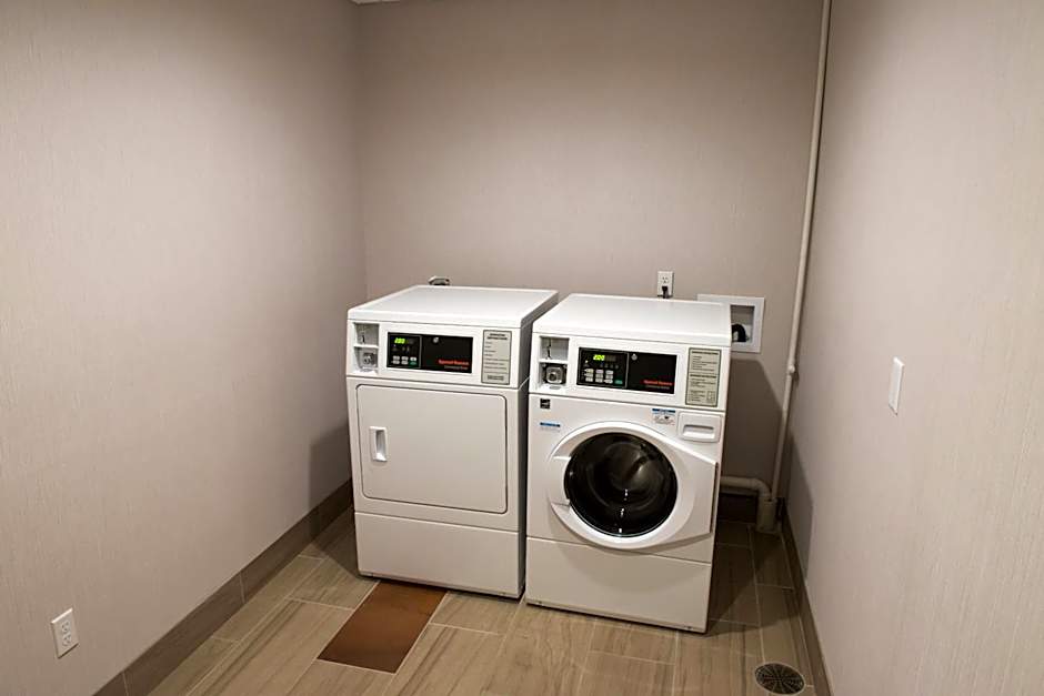 Holiday Inn Express And Suites Merrillville By IHG