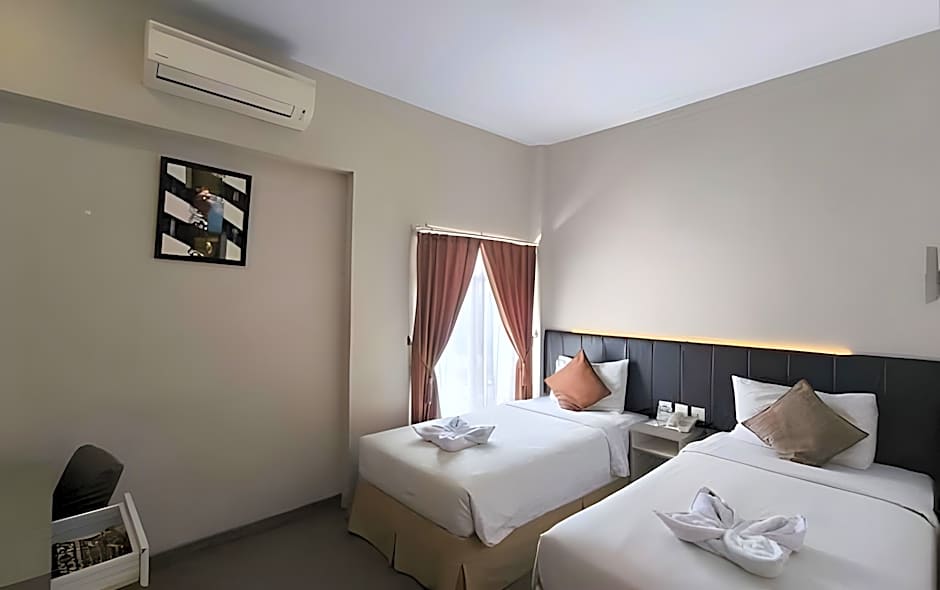 Splash Hotel
