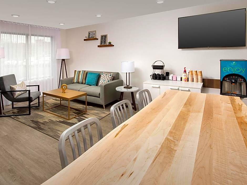 WoodSpring Suites Seattle Tukwila