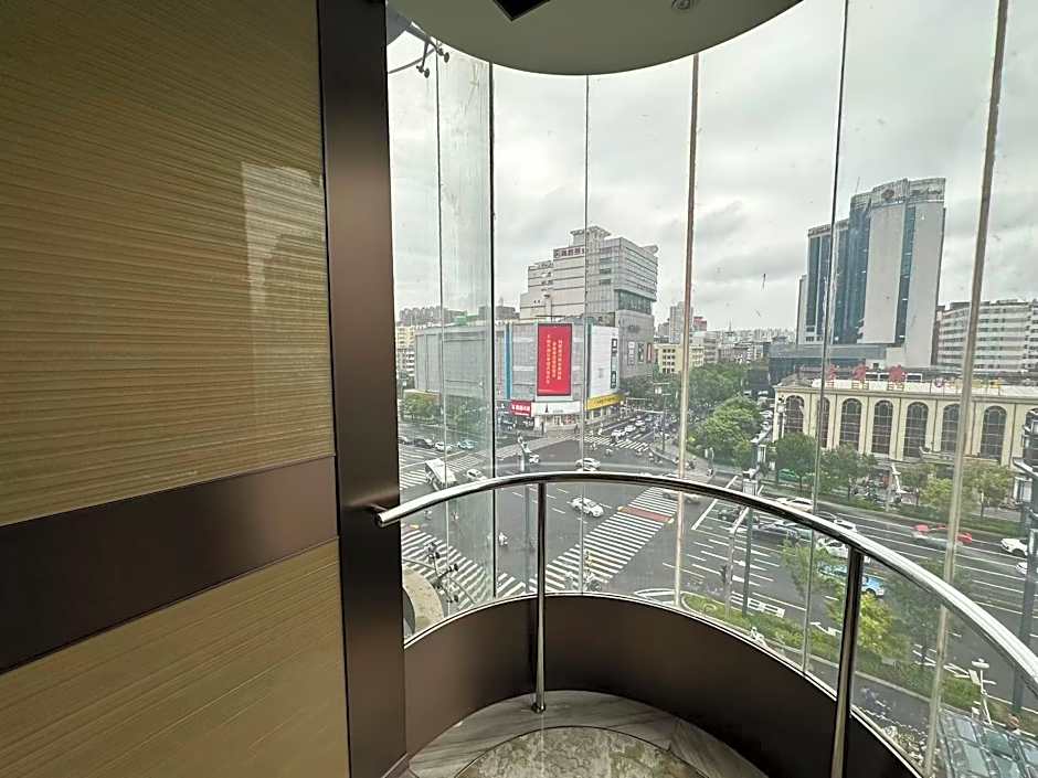 Holiday Inn Taiyuan City Center By IHG