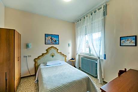 Large Single Room