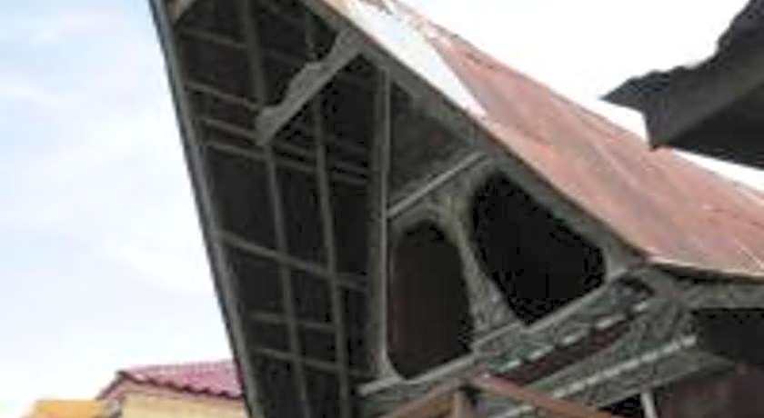 Laster Jony's Guest House