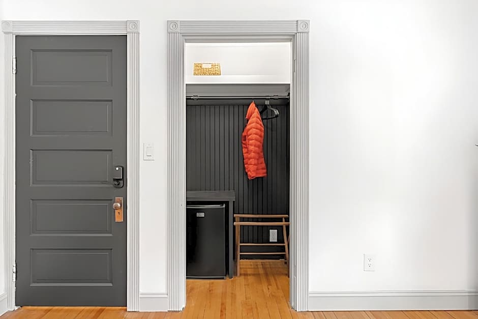Launchpoint Lodge