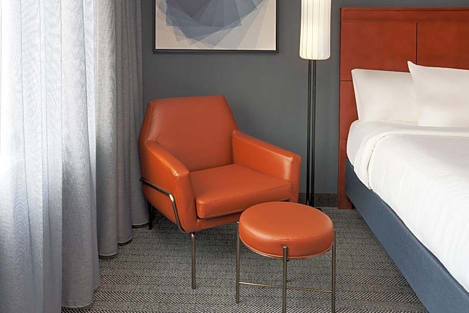 Courtyard by Marriott Glassboro Rowan University