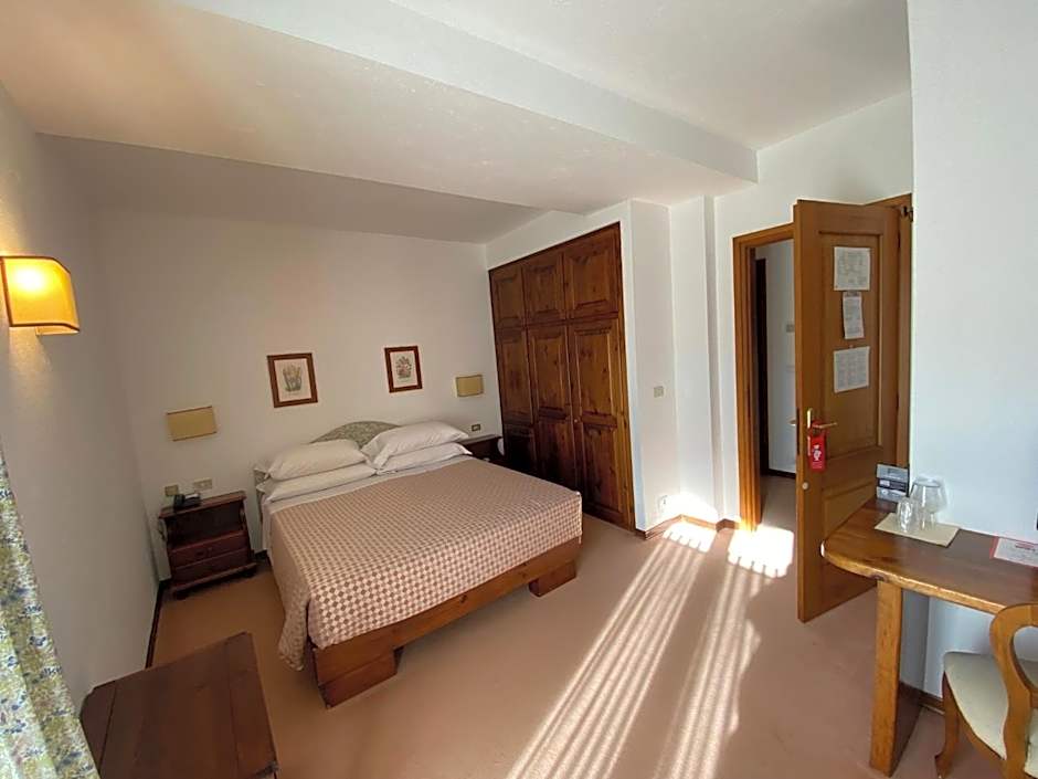 Hotel Triolet