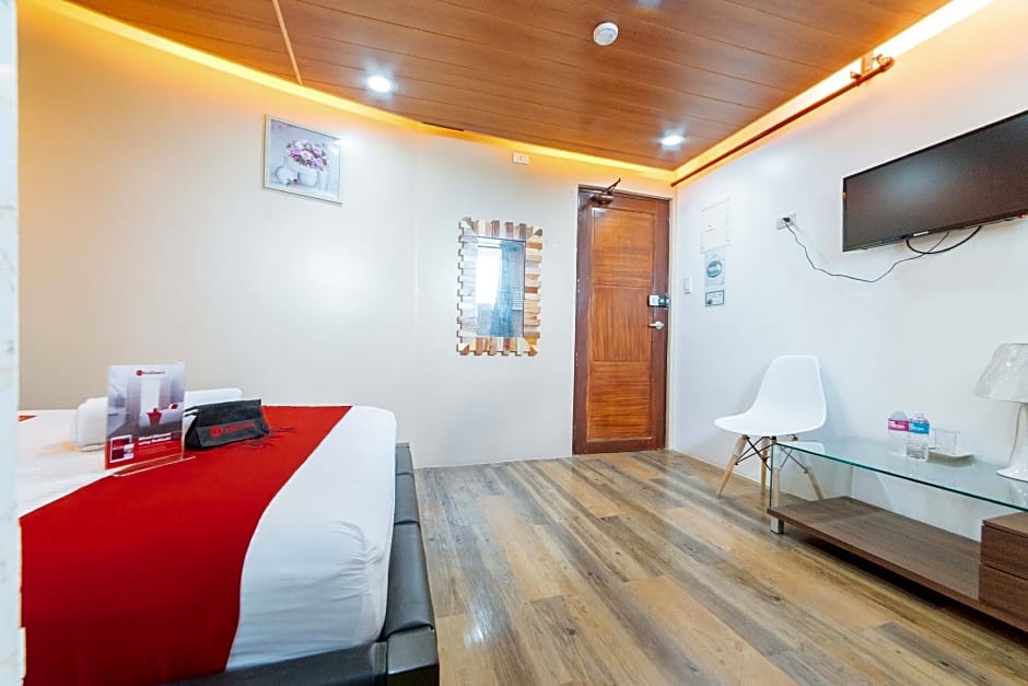 RedDoorz@Lawaan Roxas City