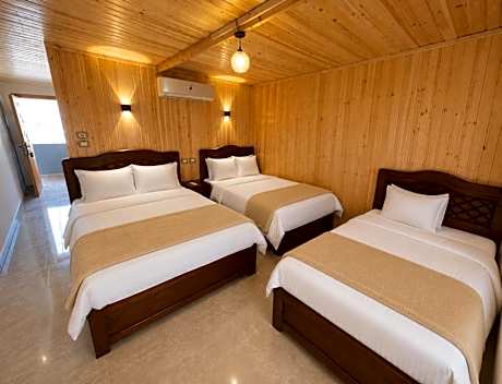 Triple Room with Balcony