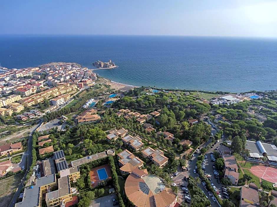 TH Le Castella - Baia degli Dei Village