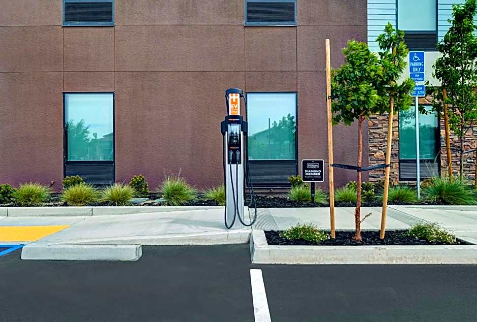 Home2 Suites by Hilton Tracy, CA