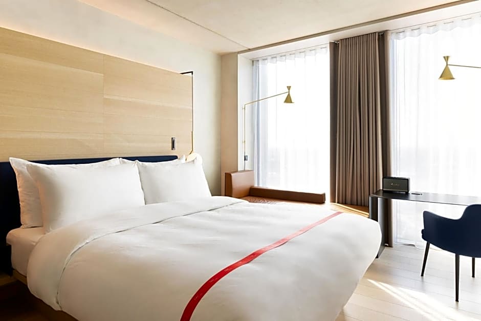 Ruby Emma Hotel Amsterdam