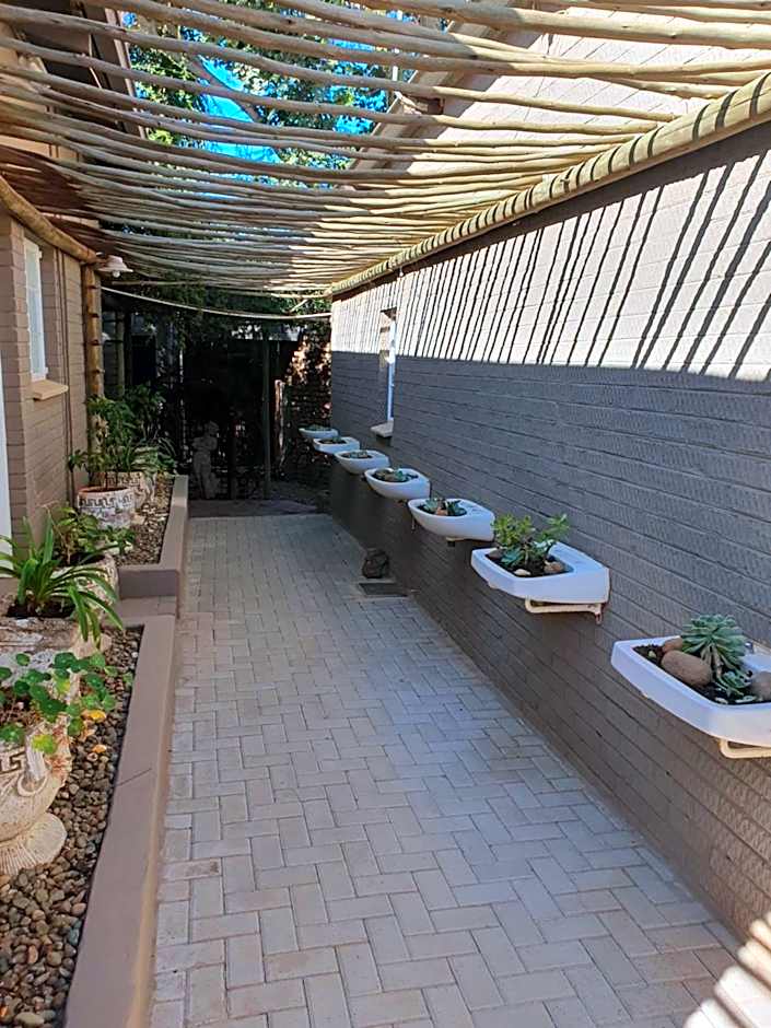 Barons Galley & Lodge