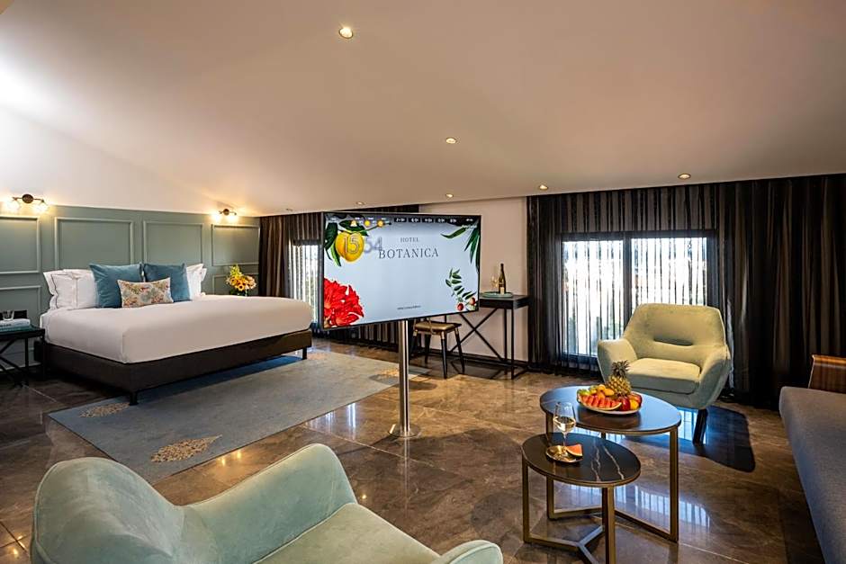 Hotel Botanica- Limited Edition By Fattal