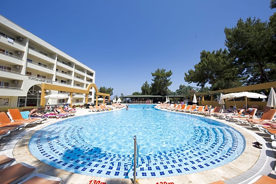 Tuntas Family Suites Kusadasi