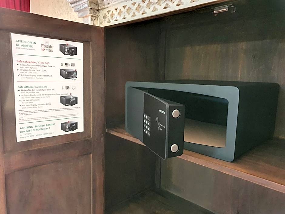 Ostsee-Rittergut-Rügen mit BinzHotel & OrdensKapelle & RomantikGut