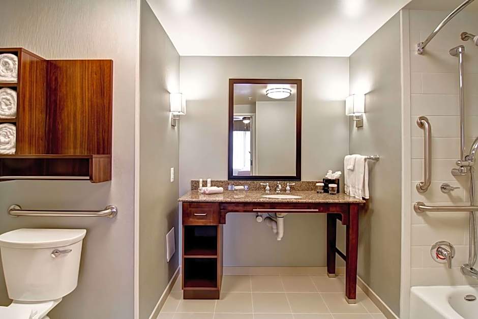Homewood Suites by Hilton Woodbridge