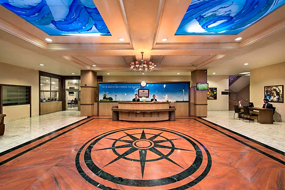 Lion Lords Inn-Rajula