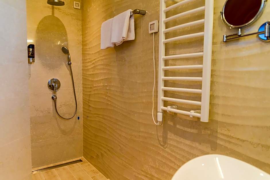 Hotel Kadmo by Aycon