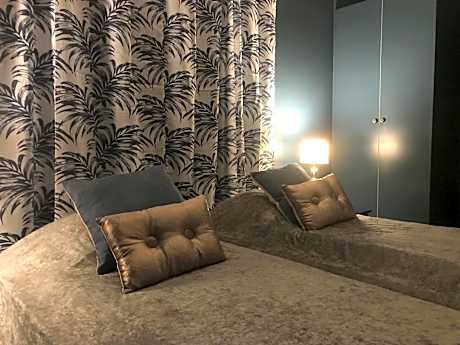 Double Room with Shared Bathroom