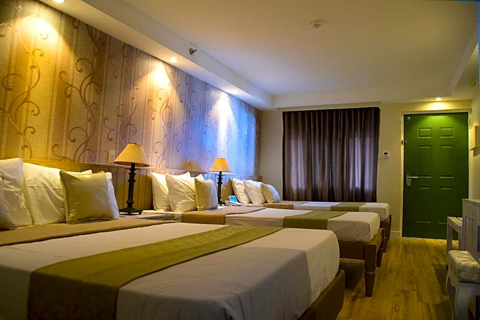 Sola Hotel & Sola Bed and Breakfast