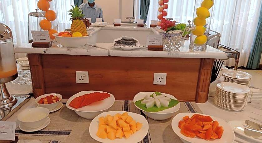 Dragon Phoenix Hotel