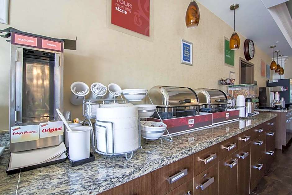 Comfort Inn & Suites