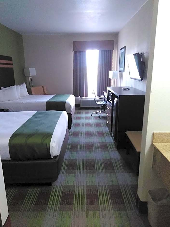 Quality Inn & Suites Mount Vernon