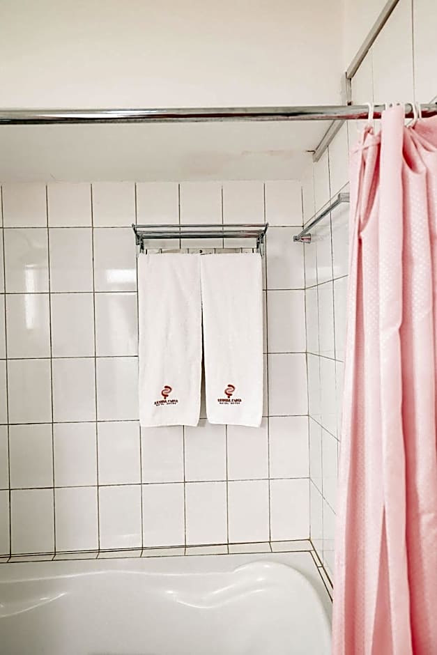 Eureka Place Hotel Kampala