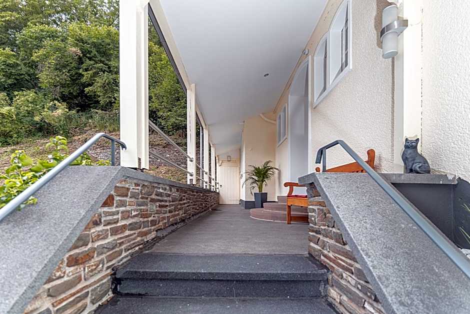 Parkhotel Cochem- Free Parking -