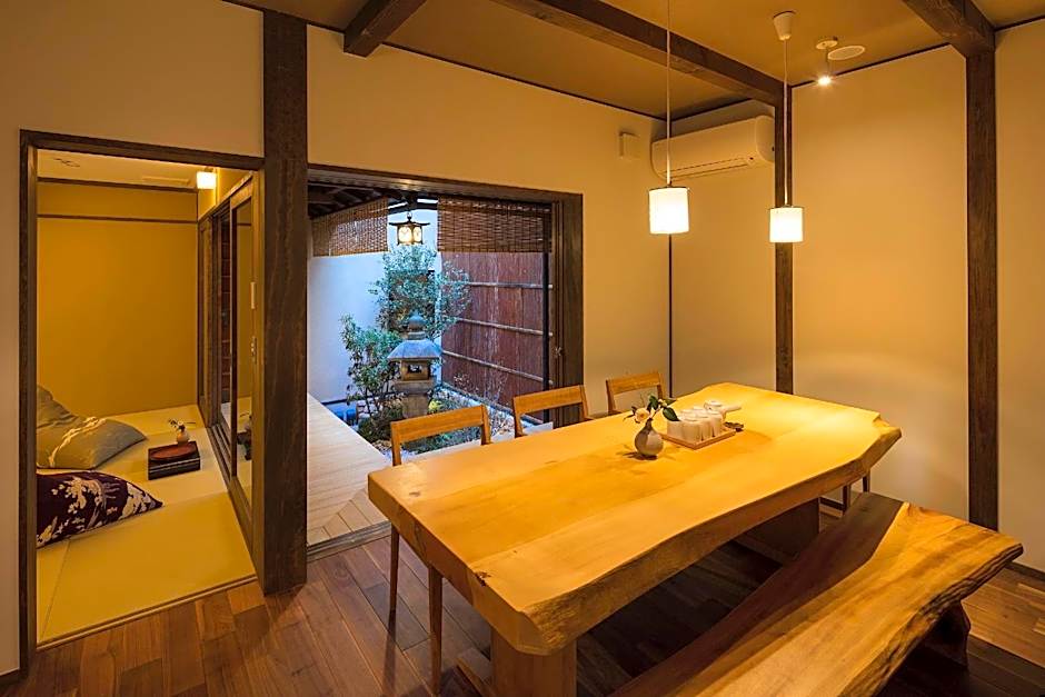 Fujinoma Machiya House