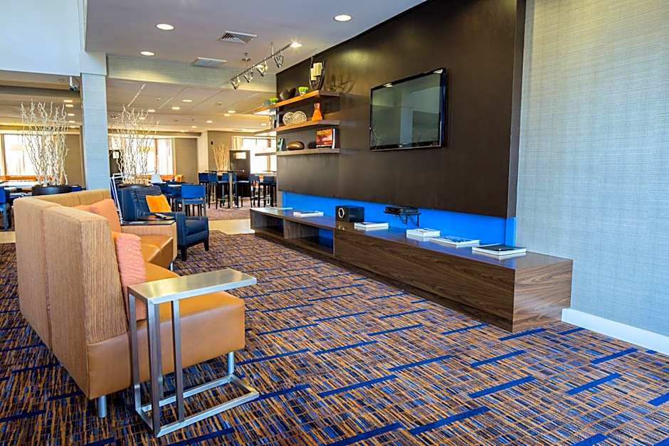 Courtyard by Marriott Boston Raynham