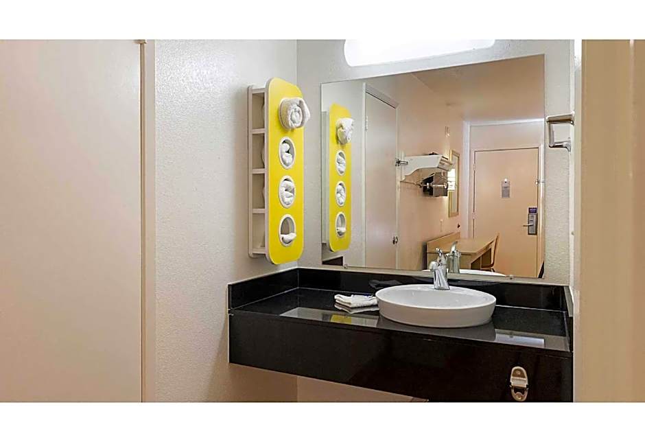Motel 6-Mcallen, TX