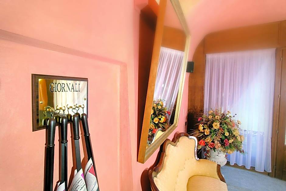 Hotel Palazzo Di Mezzo